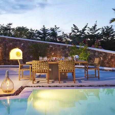 Villa Hideaway *