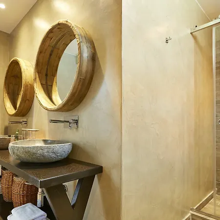 Hideaway Villa *